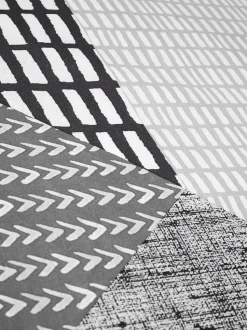 Catherine Lansfield Larsson set van dekbedovertrek en sloop met geometrische print