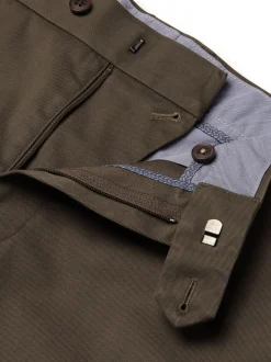 Charles Tyrwhitt - Ultimate strijkvrije French chino met klassieke pasvorm