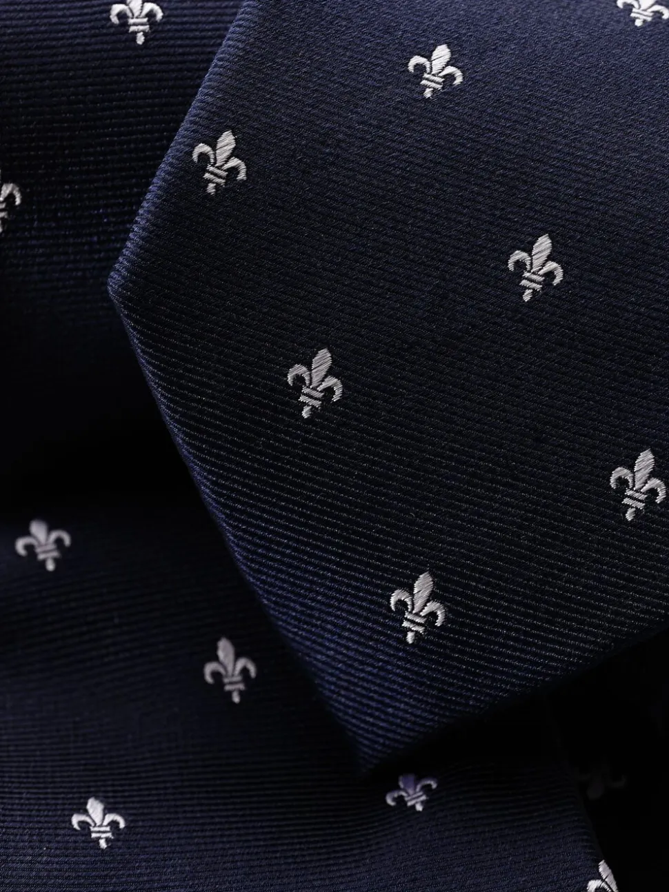 Charles Tyrwhitt French Fleur De Lys Silk Tie