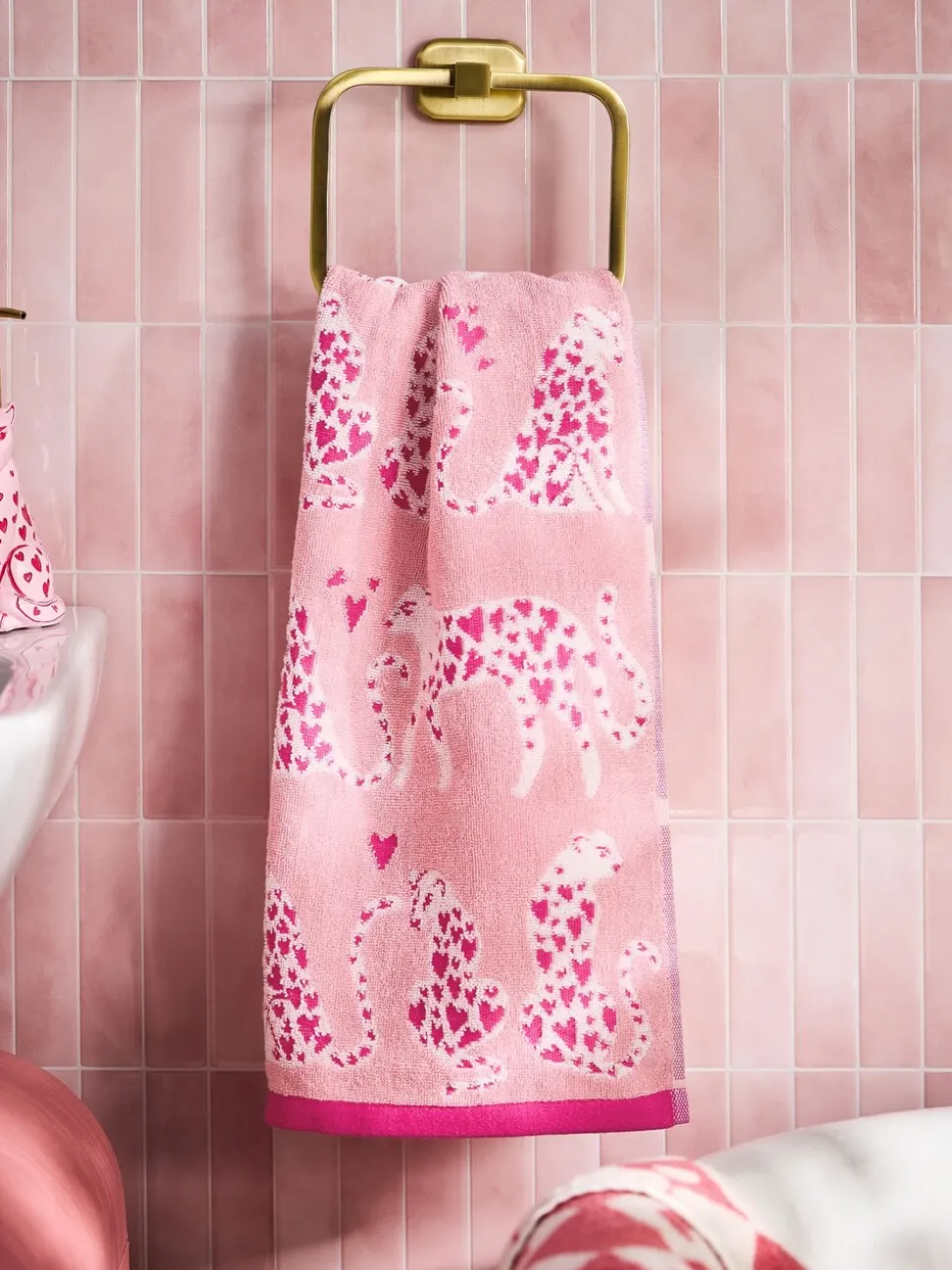 Cheetah Valentines 100% Cotton Towel