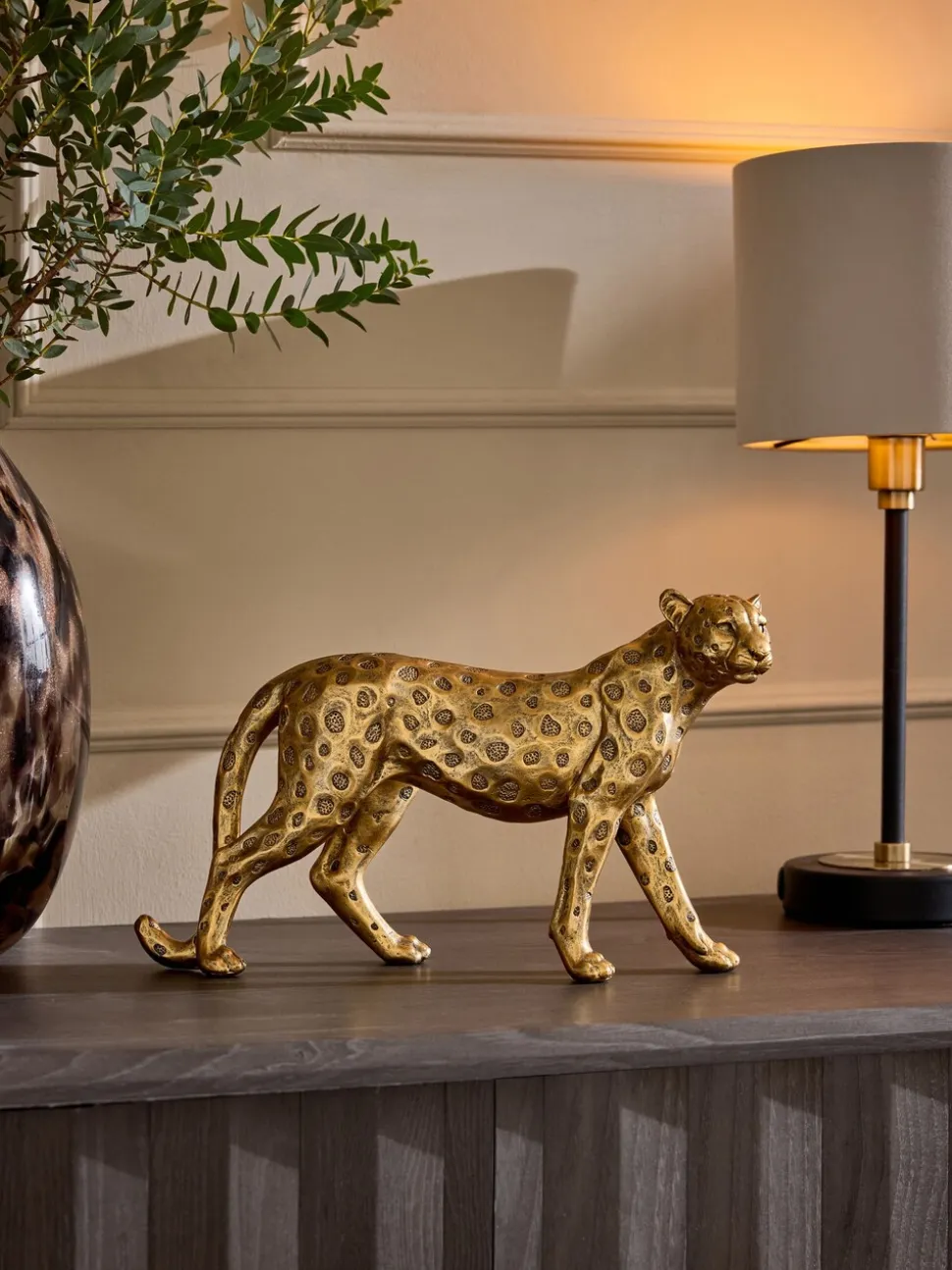 Cheeta-ornament