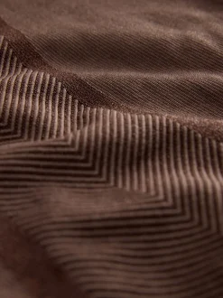 Chocolade nude - Vormgevende naadloze slip voor gladdere dijen met stevige buikcorrectie