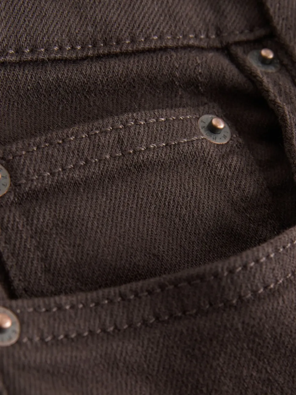Chocoladebruin - Authentieke relaxed skinny jeans