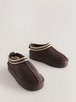 Chocoladebruin - Baker by Ted Baker waterafstotende suède muilklomp-pantoffels voor meisjes