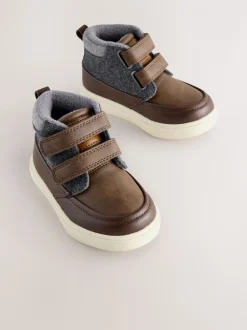 Chocoladebruin - Hoge schoenen met klittenbandsluiting