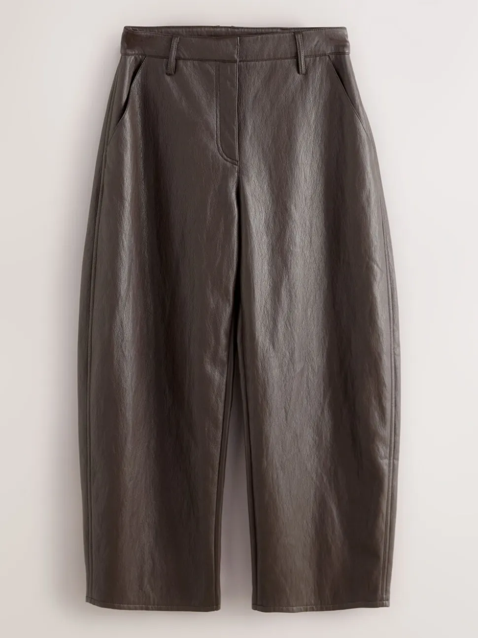 Chocoladebruin - Nothing Ordinary Faux Leather Barrel Leg Trousers