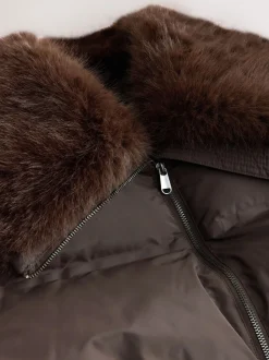 Chocoladebruin - Premium Longline Padded Coat with Faux Fur Collar