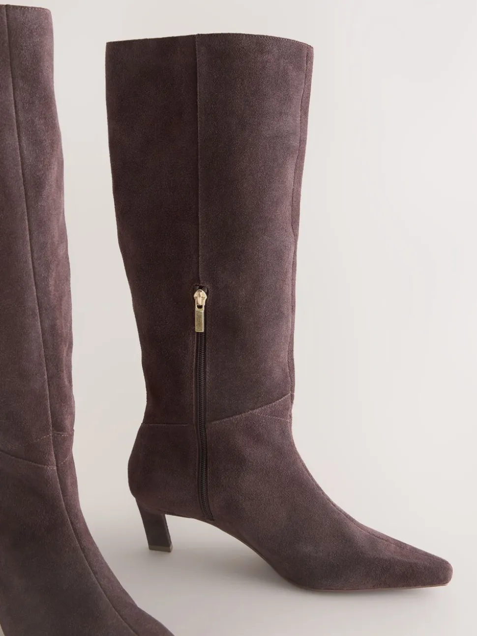Chocoladebruin suède - Forever Comfort® Knee High Chisel Toe Heeled Boots