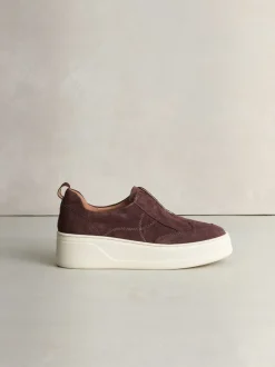 Chocoladebruin suède - Signature leren sneakers met dikke plateauzolen en sleehak