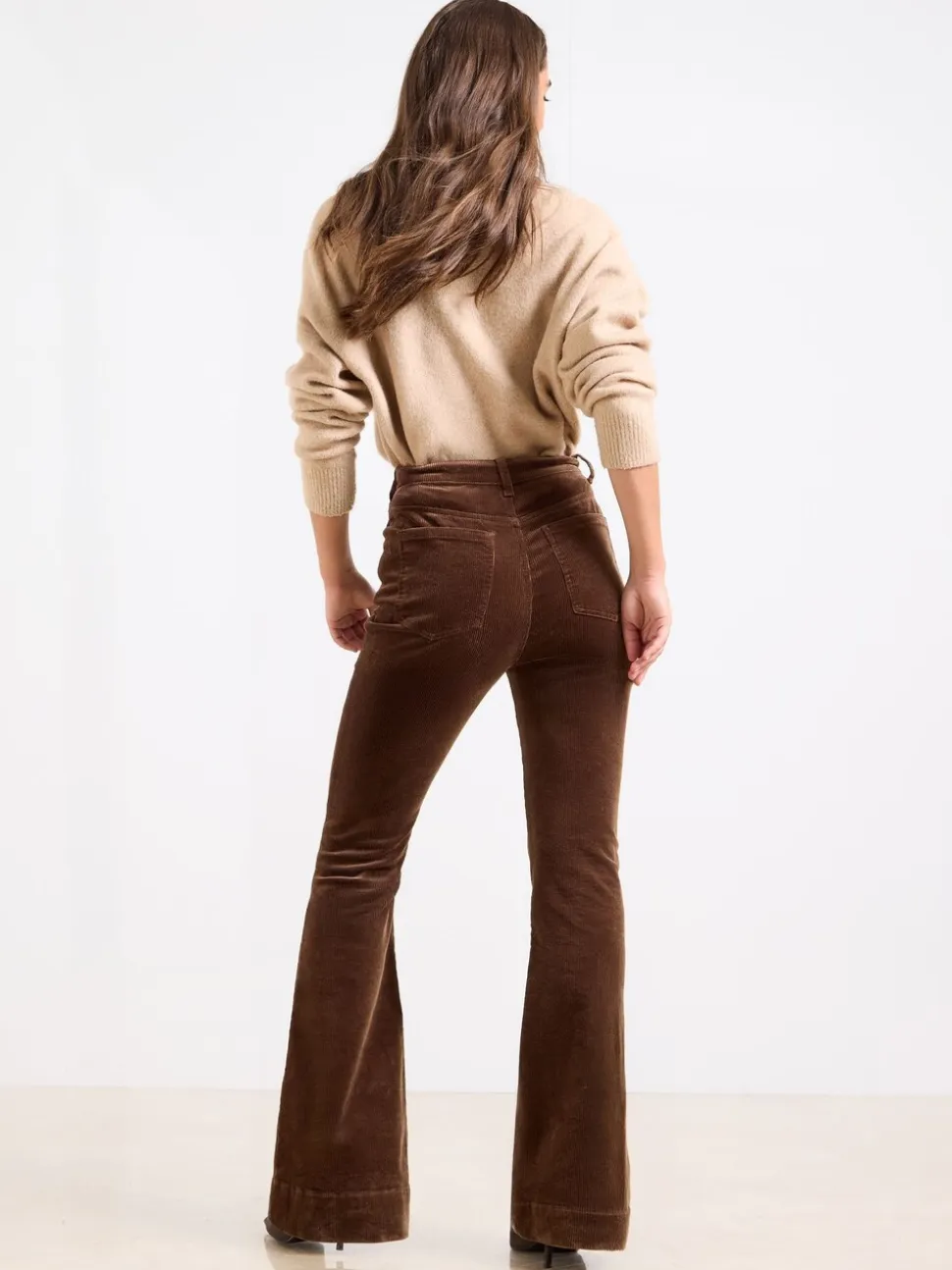 Chocoladebruine corduroy - Lipsy Glam jeans met wijde pijpen