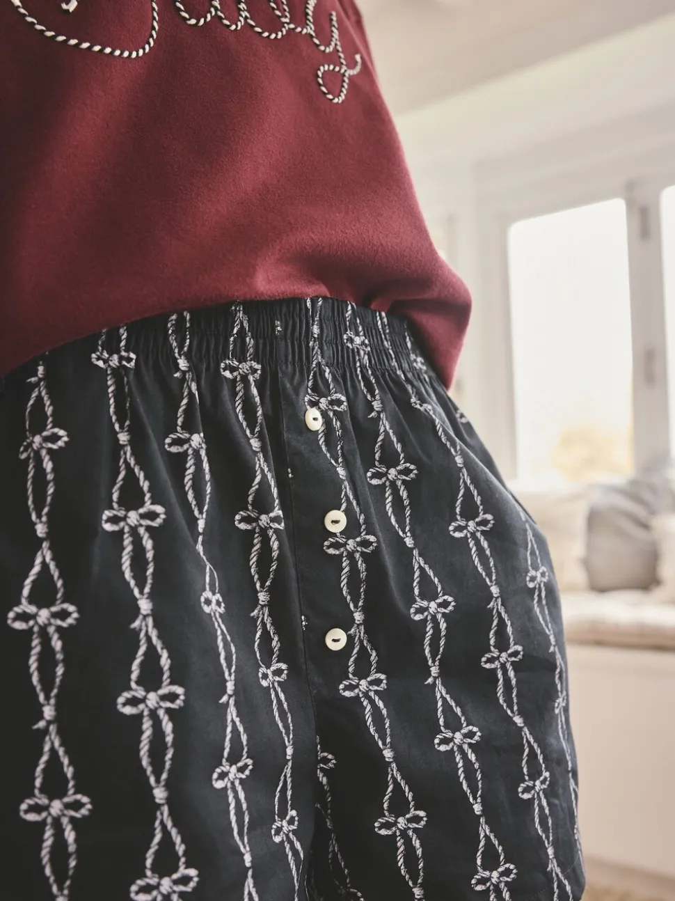 Chocoladebruine slogan - Pyjama met short