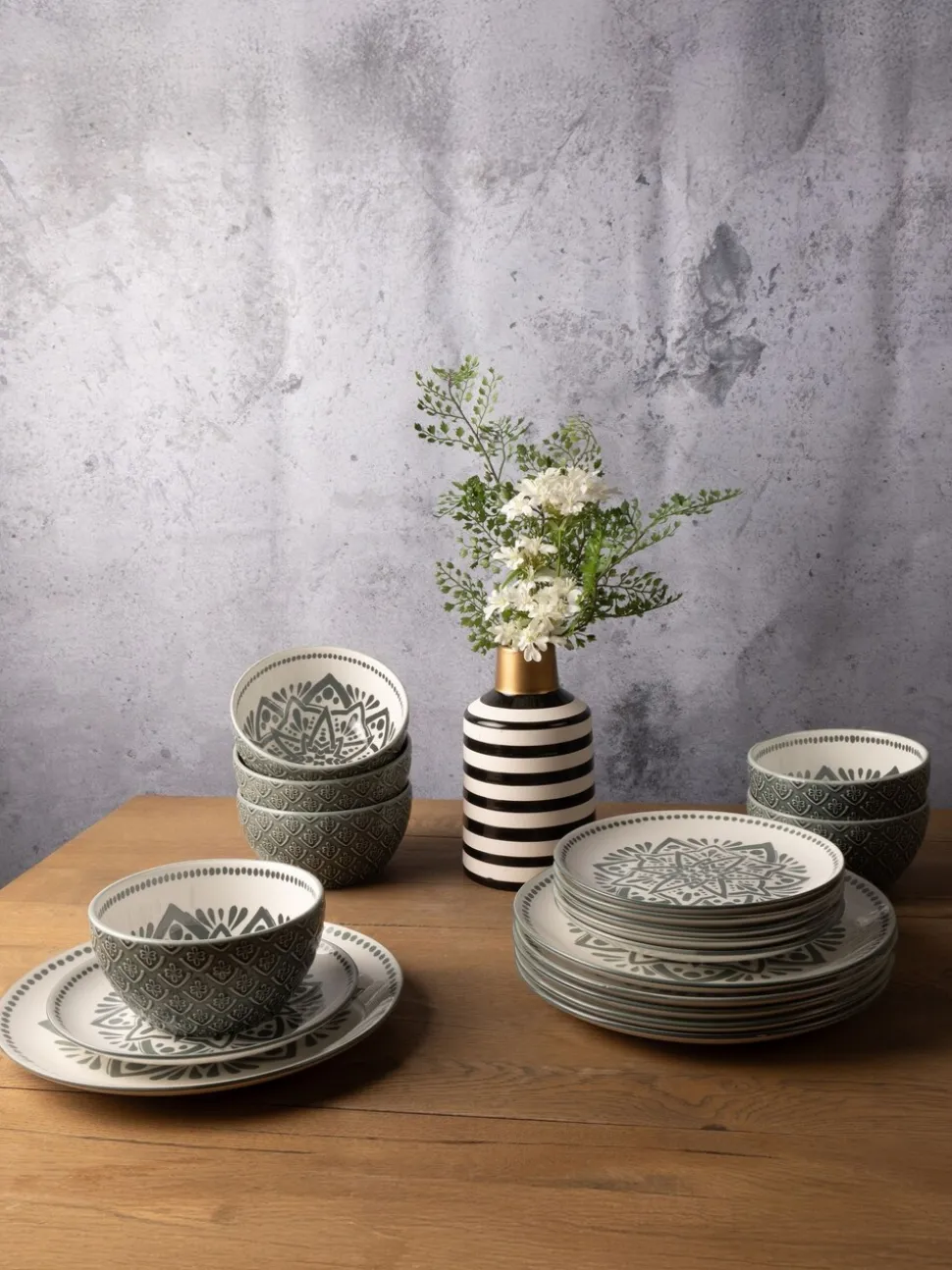Code Maison 12 Piece Inari Dinner Set
