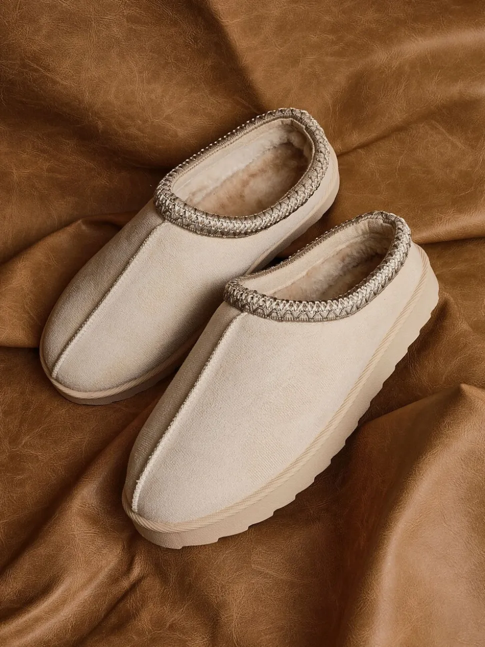 Crème - Linzi Tana Faux Suede Slip-On Slippers