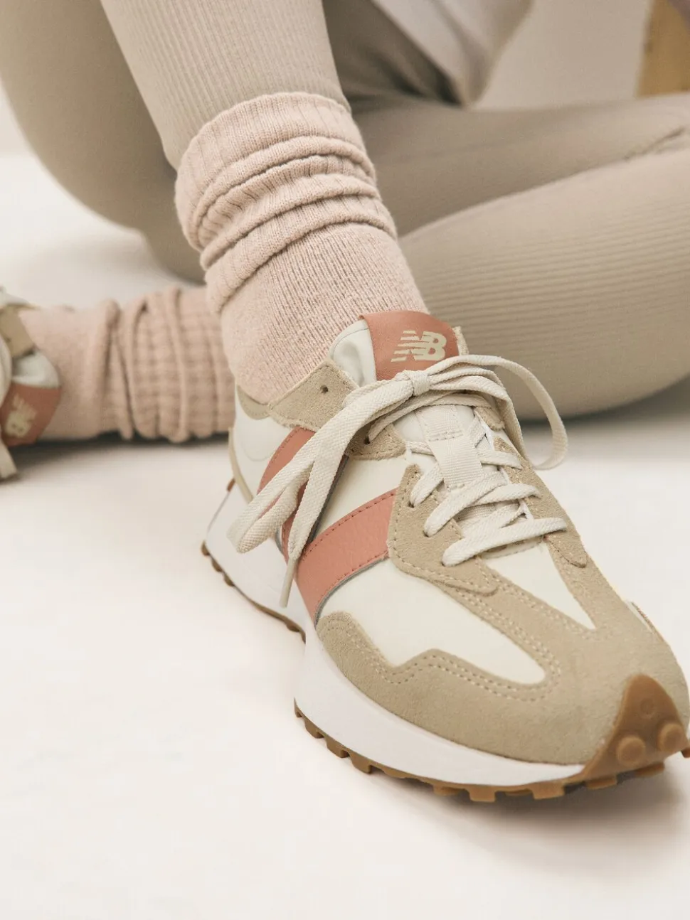 Crème - New Balance 327 - Sneakers