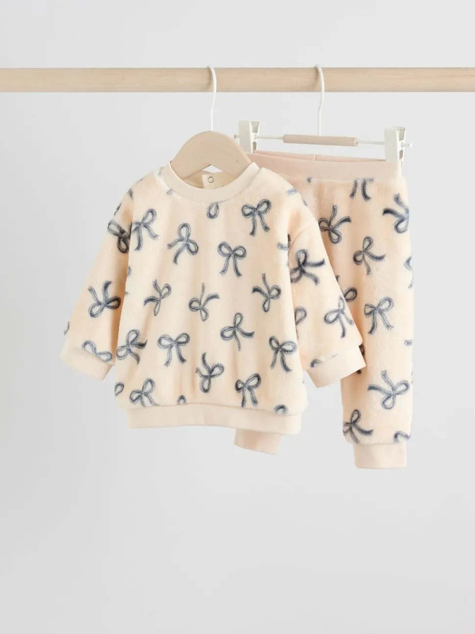 Crème/grijs - Set van zachte velours trui met strikprint en broek (0mnd -2jr)