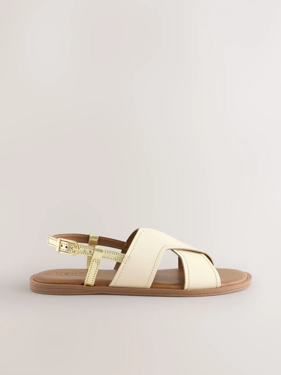 Crèmekleurig leer - Gestikte sandalen met hielbandje