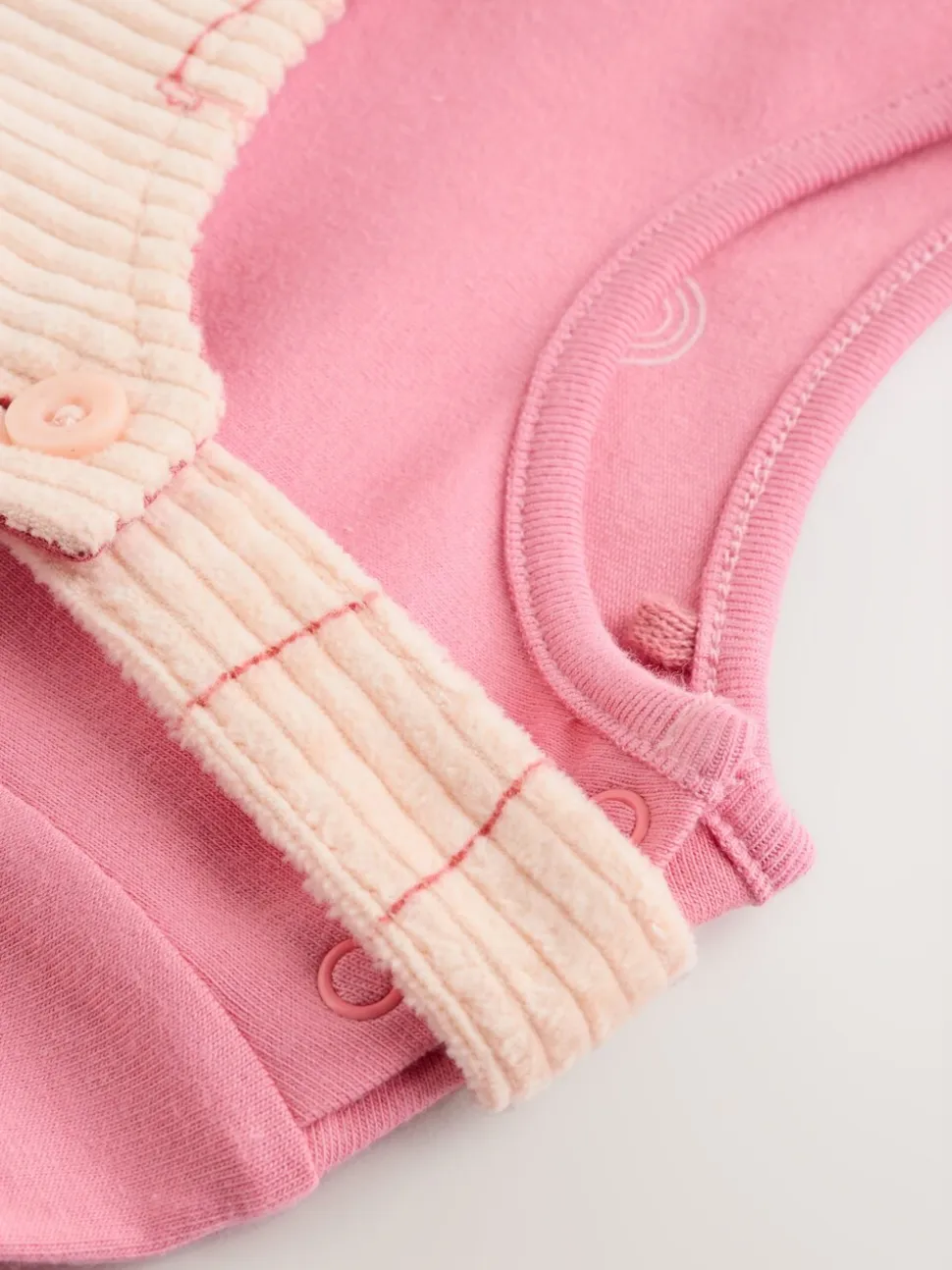 Crème/roze personage - Babyset van tuinbroek en rompertje, tweedelig (0mnd-3jr)