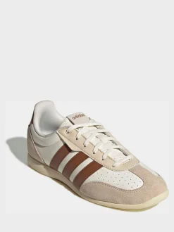 Crème/wit - adidas Barreda Lo Trainers