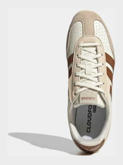 Crème/wit - adidas Barreda Lo Trainers