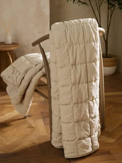 Darcie Textured Quilted Bedspread