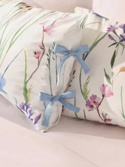 Dekbedovertrek en kussensloopset met lente- en weidebloemenprint