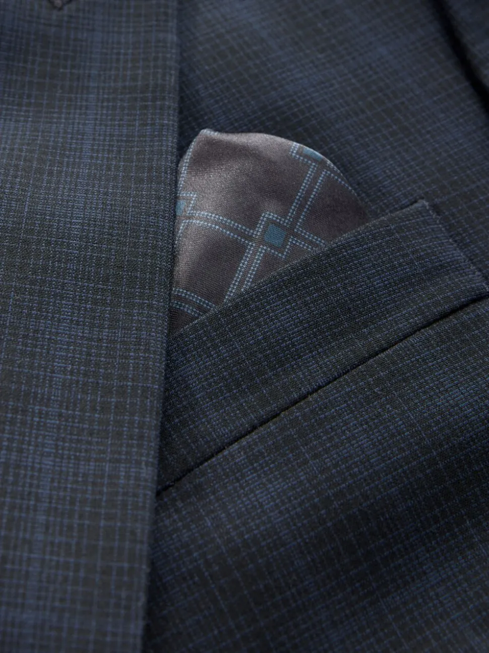 Donkerblauw - Geruit kostuum met smalle pasvorm: colbert