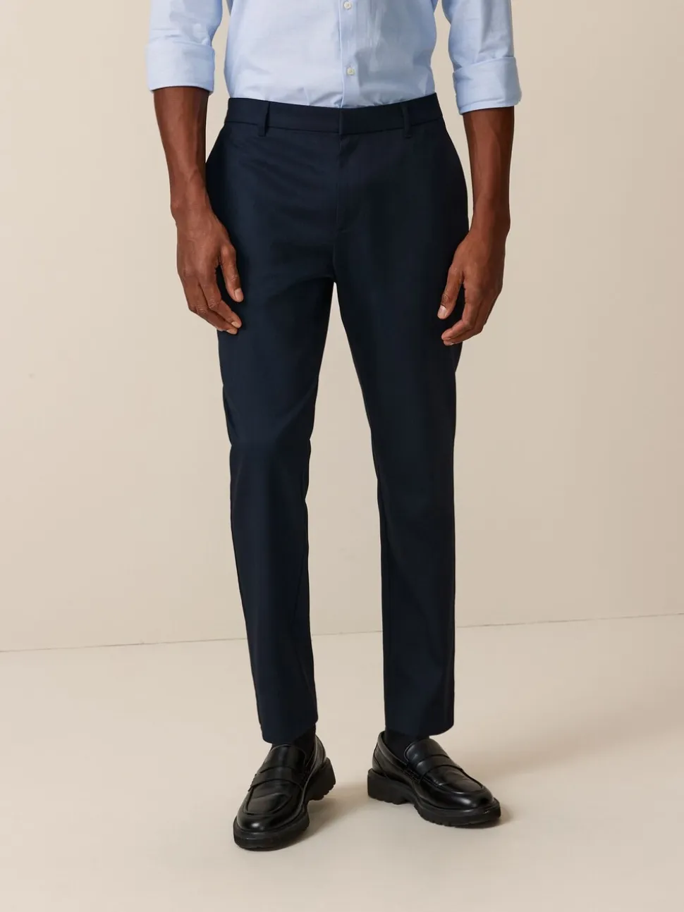 Donkerblauw - Joggingbroek met elastische tailleband en effen voorkant