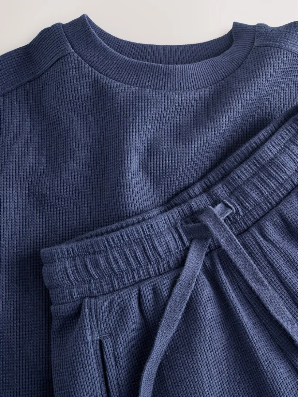 Donkerblauw - Set van T-shirt met textuur en korte mouwen en shorts (3 - 16 jr)