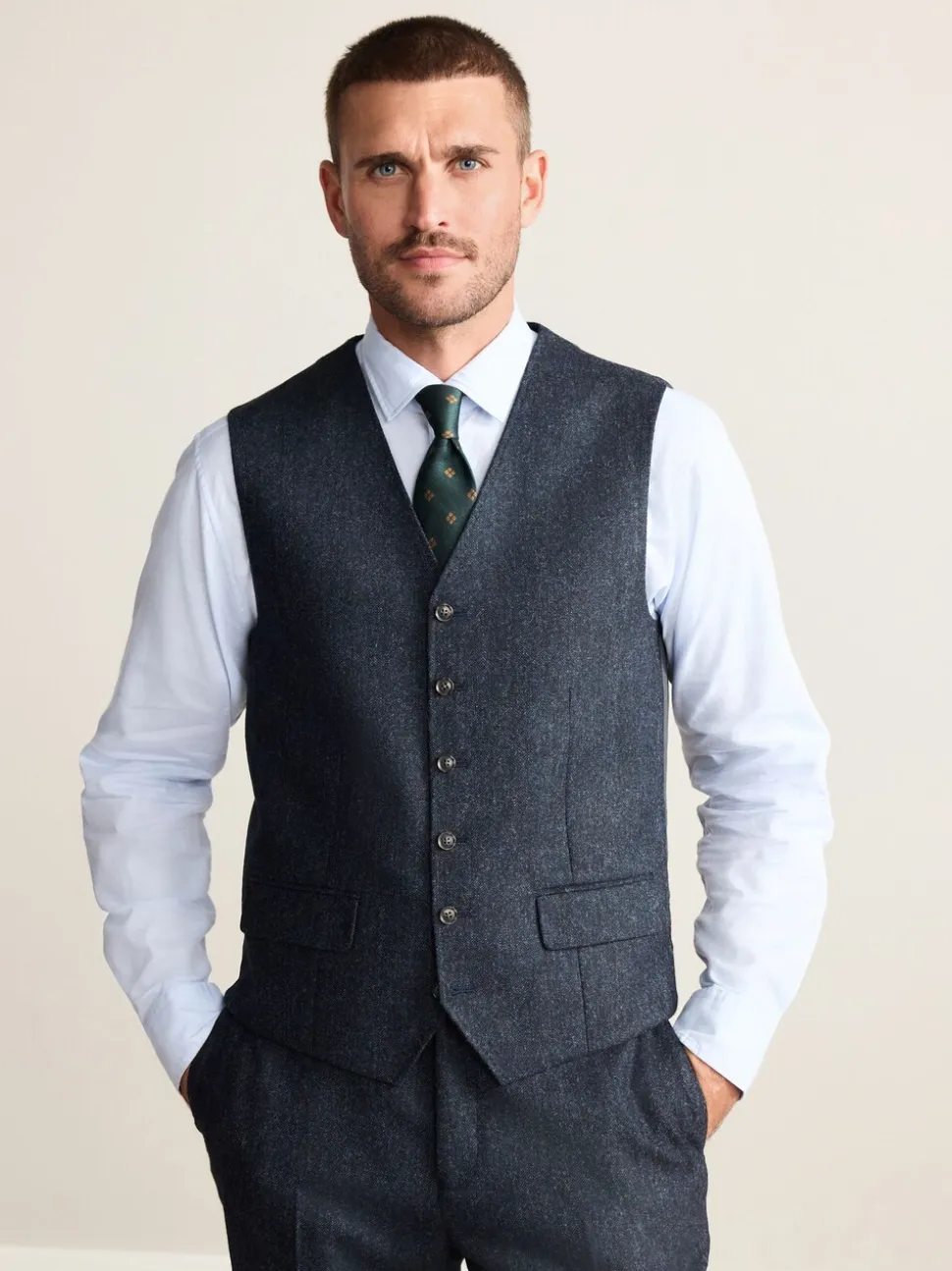 Donkerblauw - Signature Abraham Moon 100% British Wool Donegal Suit Waistcoat