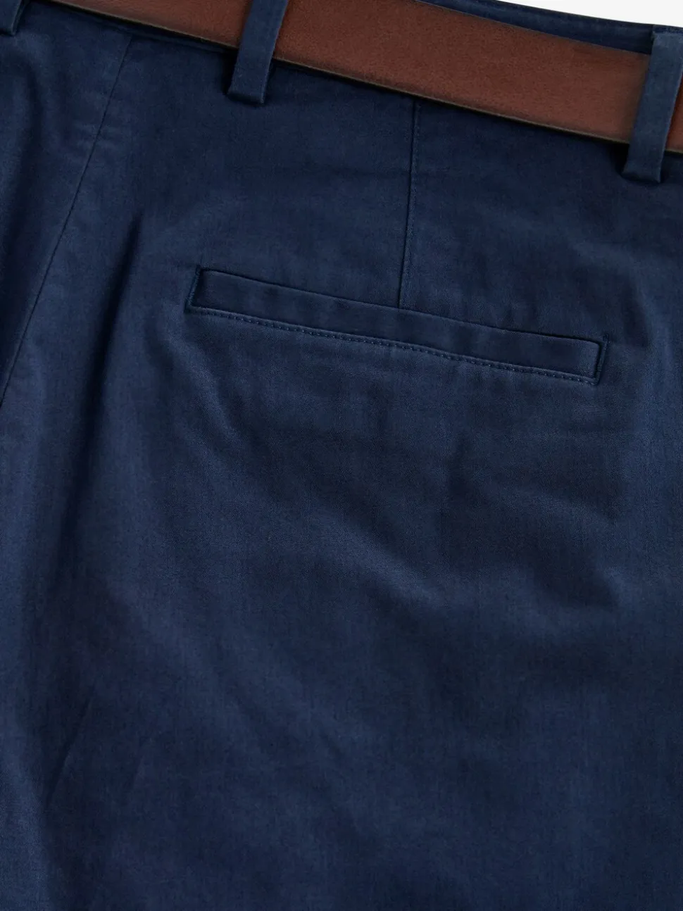 Donkerblauw - Slim Fit - Zachte chino met riem