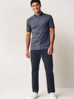 Donkerblauw - Straight-fit chino van 100% katoen