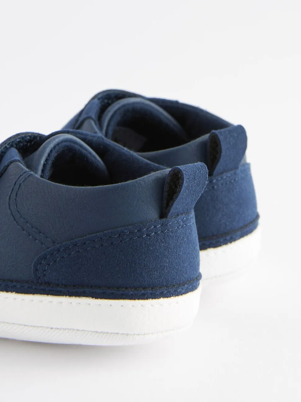 Donkerblauw - Touch Fastening Baby Trainers (0-2mths)