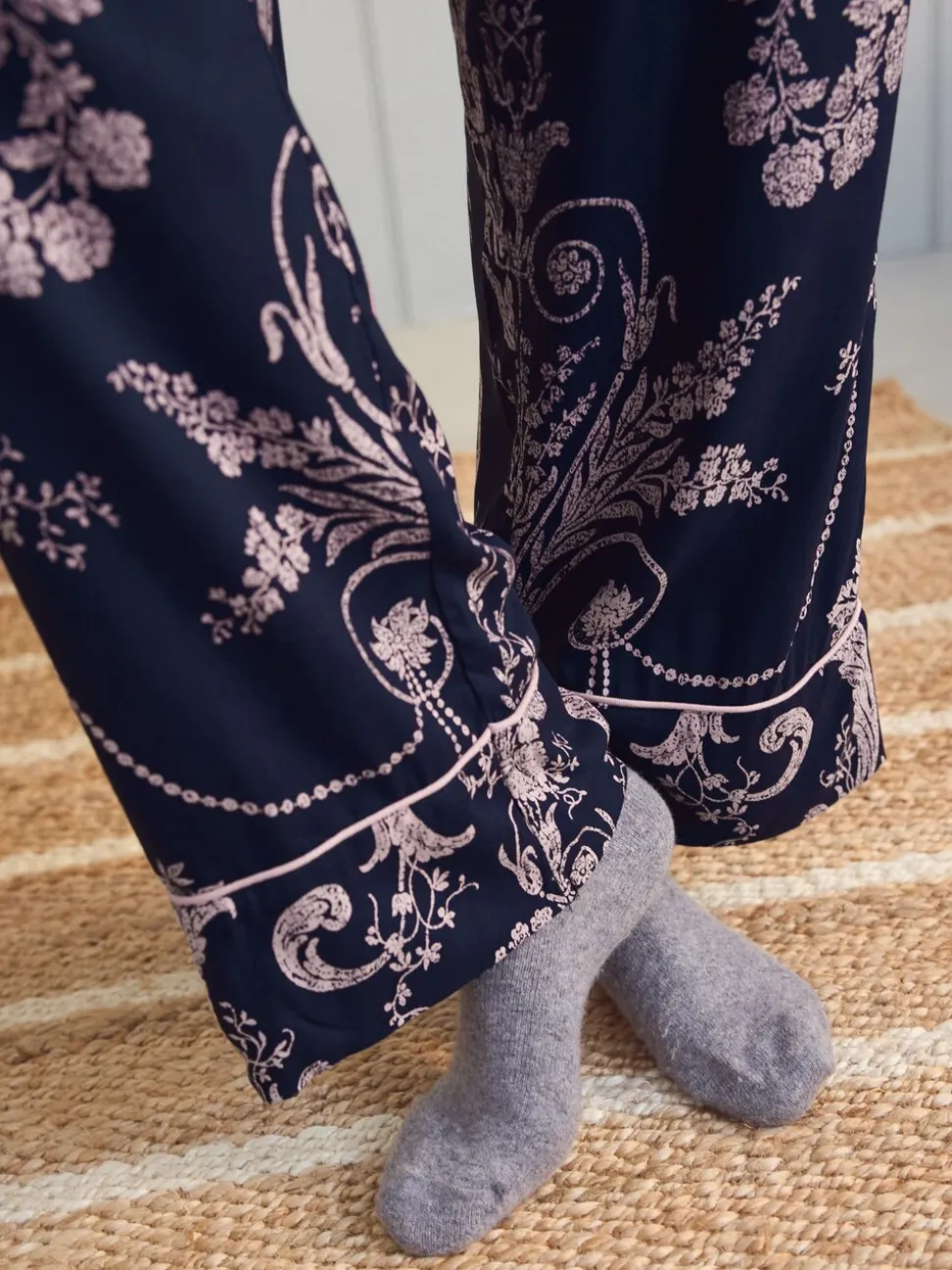 Donkerblauw/roze - Laura Ashley Josette pyjama met knopen