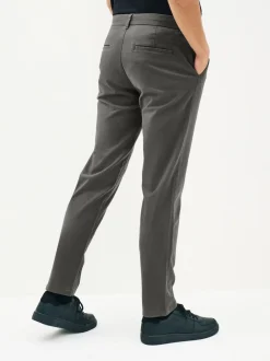 Donkergrijs - Standaard toelopende pasvorm - Stretchy chino
