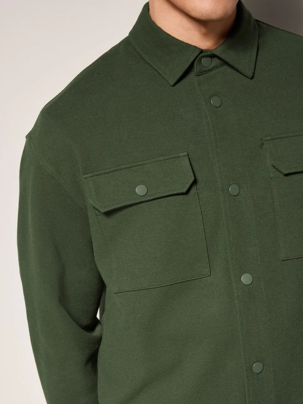 Donkergroen - Jersey keperstof Overshirt met drukknopen