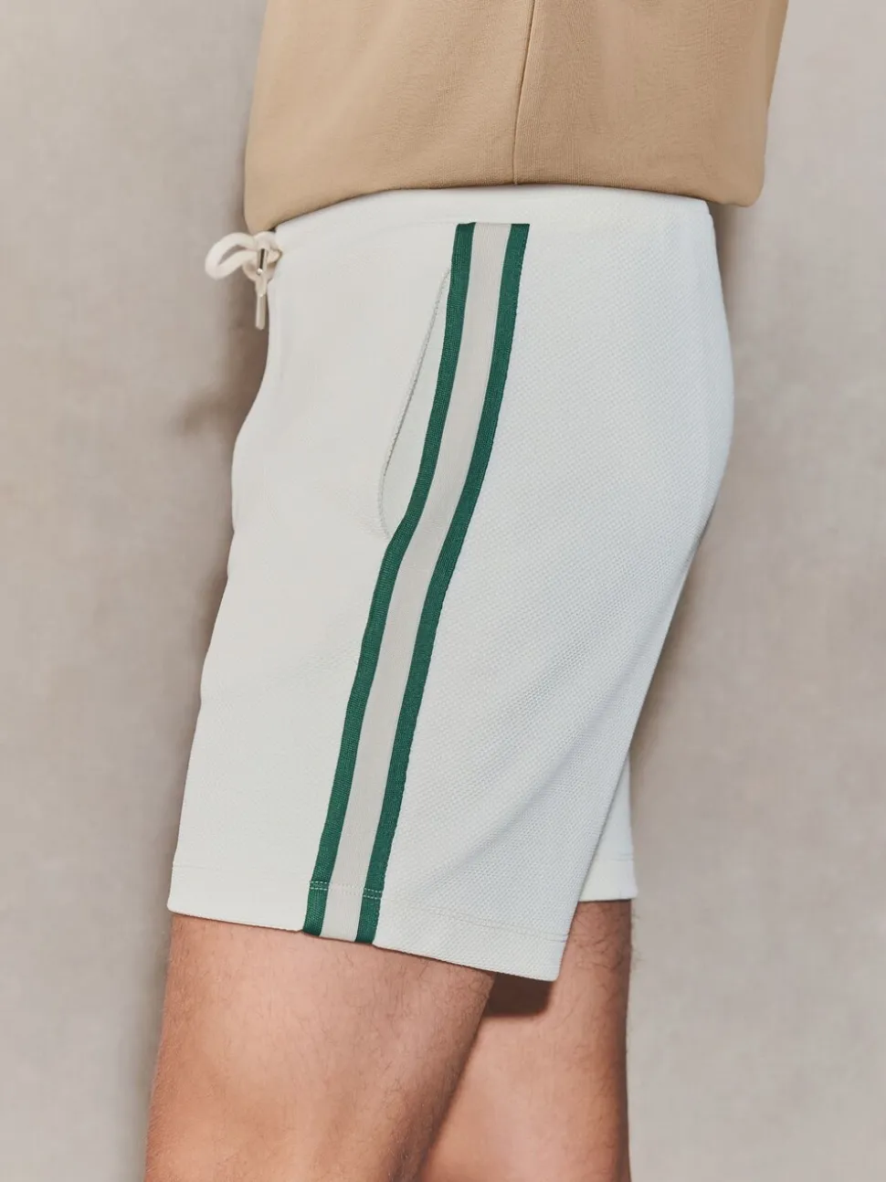Ecru - EDIT short met bies