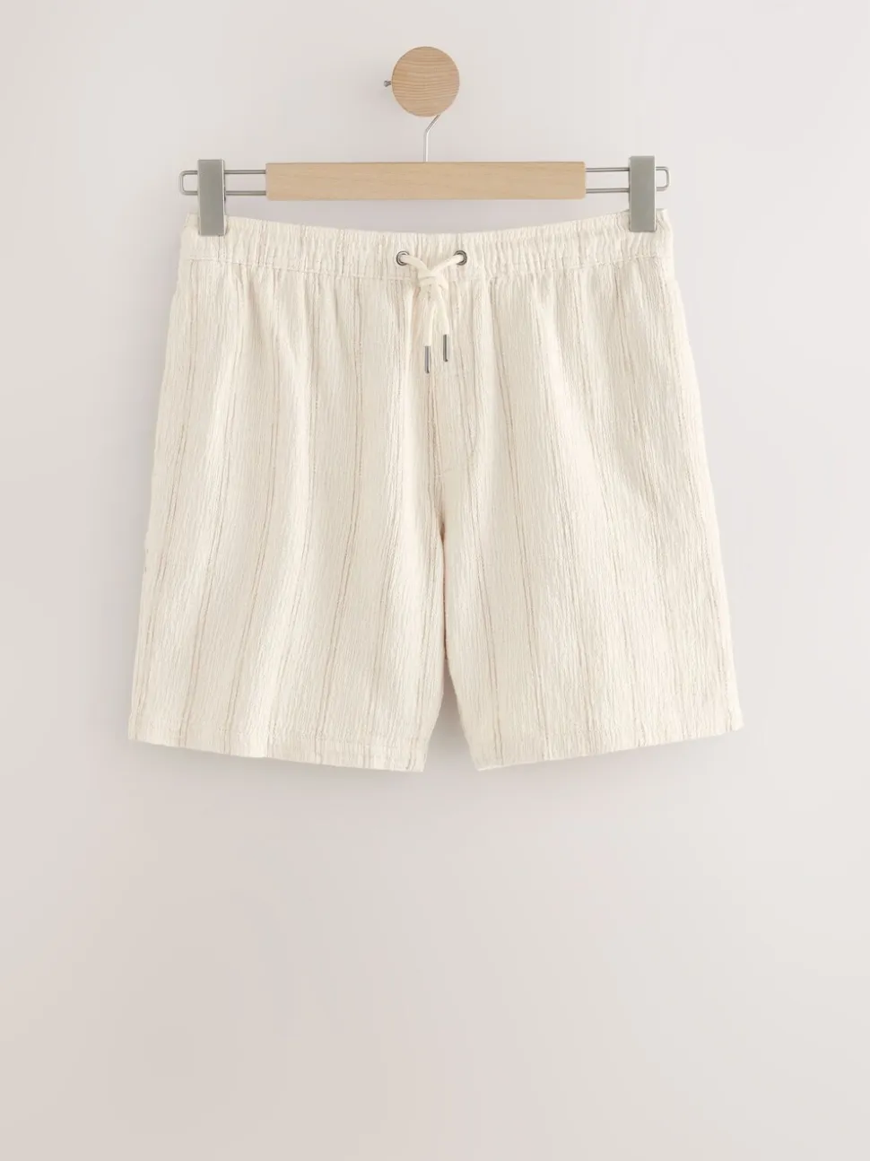 Ecru - Gestreepte short met elastische taille en textuur