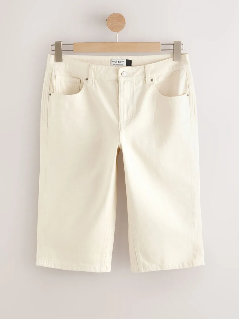 Ecru - Knielange Bermuda denim shorts