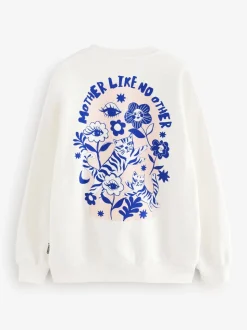 Eleanor Bowmer ecru sweatshirt met Mama Like No Other-print