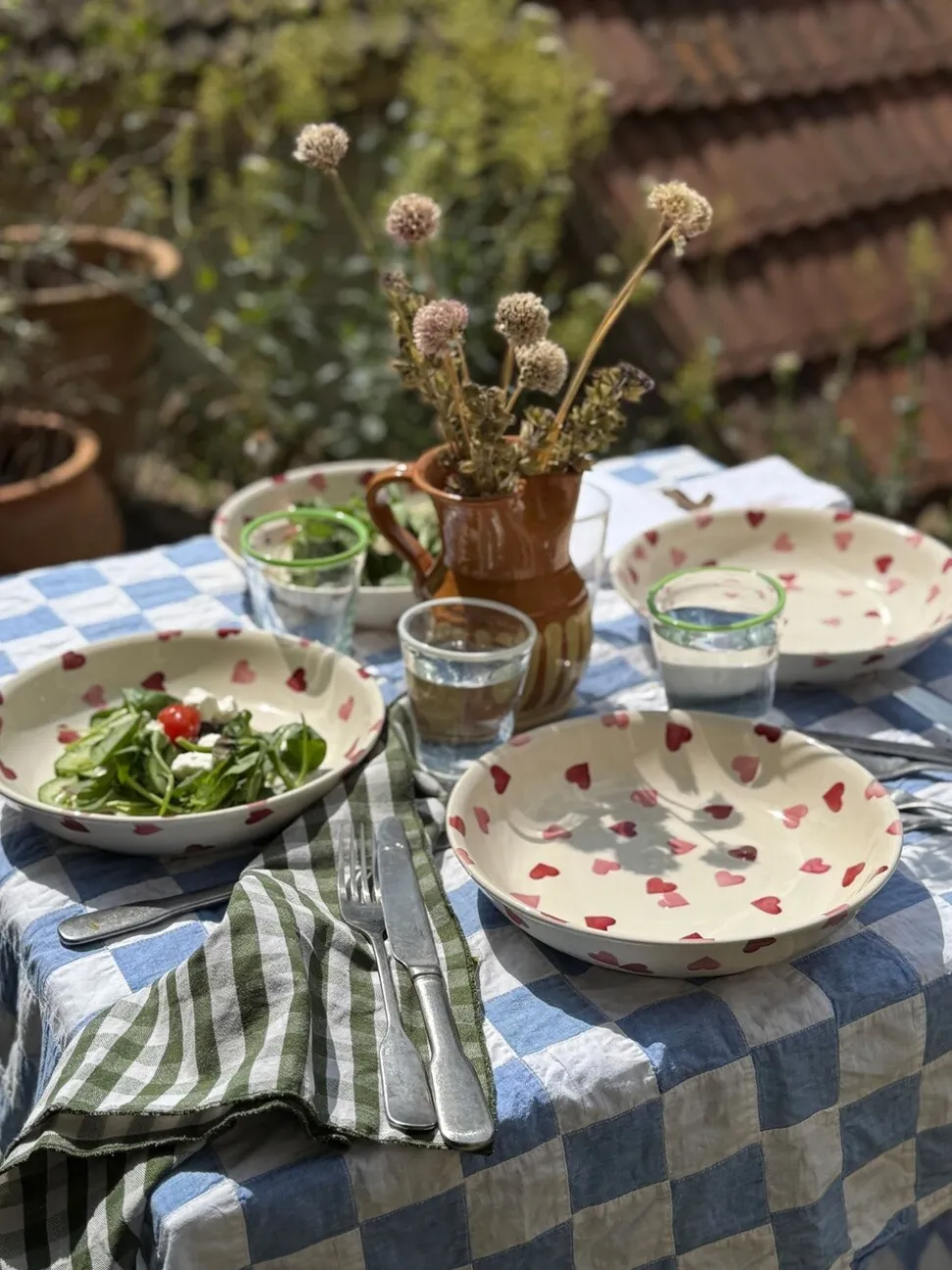 Emma Bridgewater - Middelgrote pastakom met roze hartjes