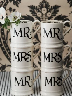 Emma Bridgewater Set of 2 Black Toast Mr & Mr 1/2 Pint Mugs Boxed