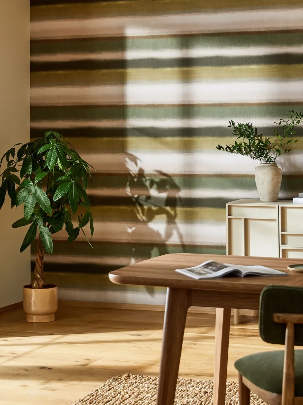 Equinox Stripe 10M Wallpaper
