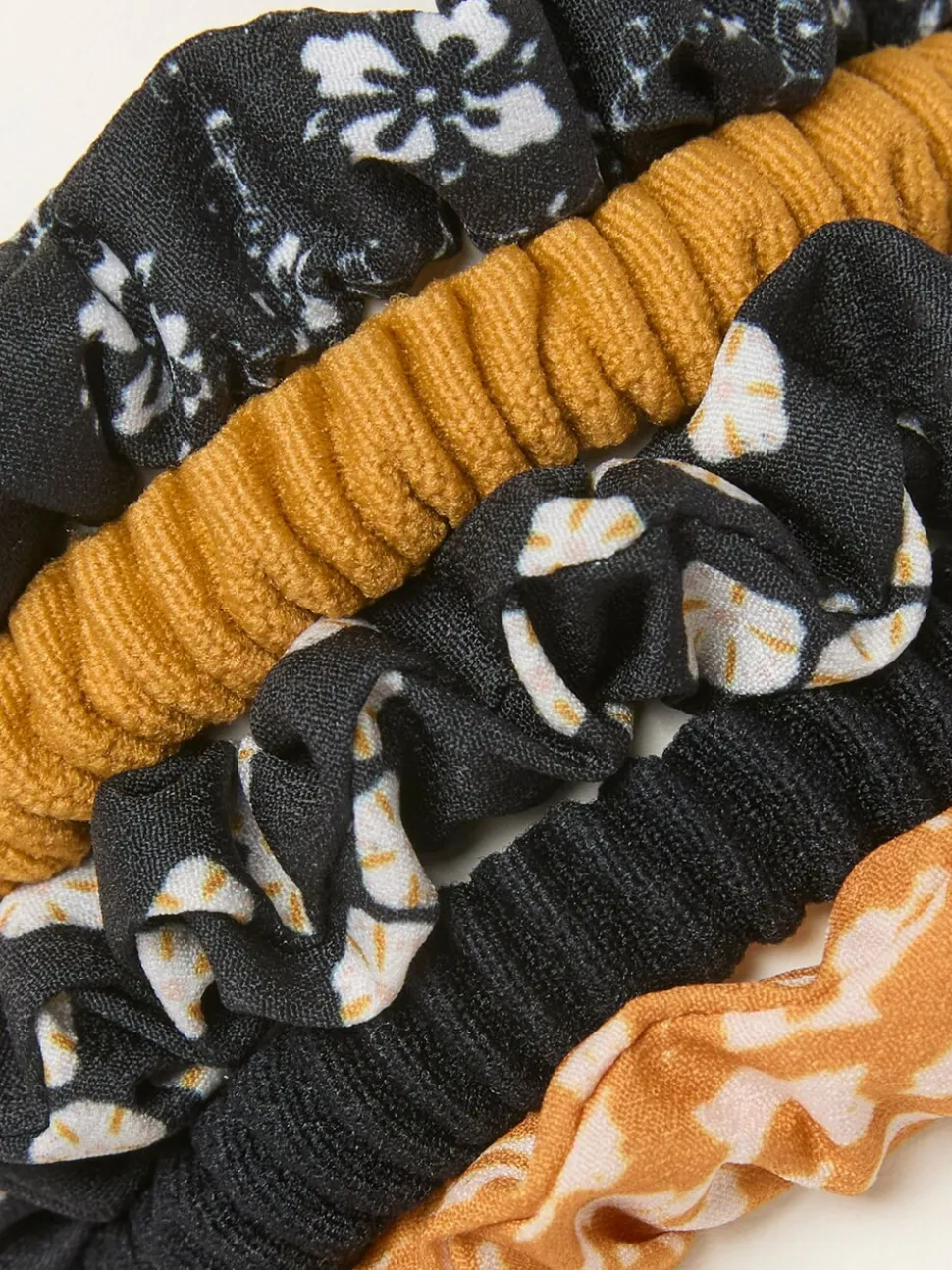 FatFace 5 Pack Sand Garden Scrunchies