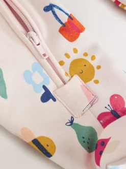 Felgekleurd met figuurtjes - 2.5 TOG gewatteerde babypyjama