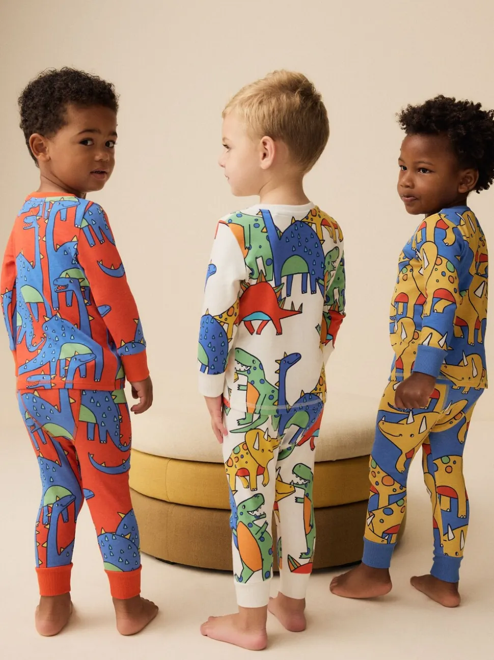 Felkleurig met dinosaurusprint - Verpakking van 3 knusse pyjama's (9 mnd-10 jr)