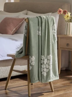 Floral Hearts Fleece Throw