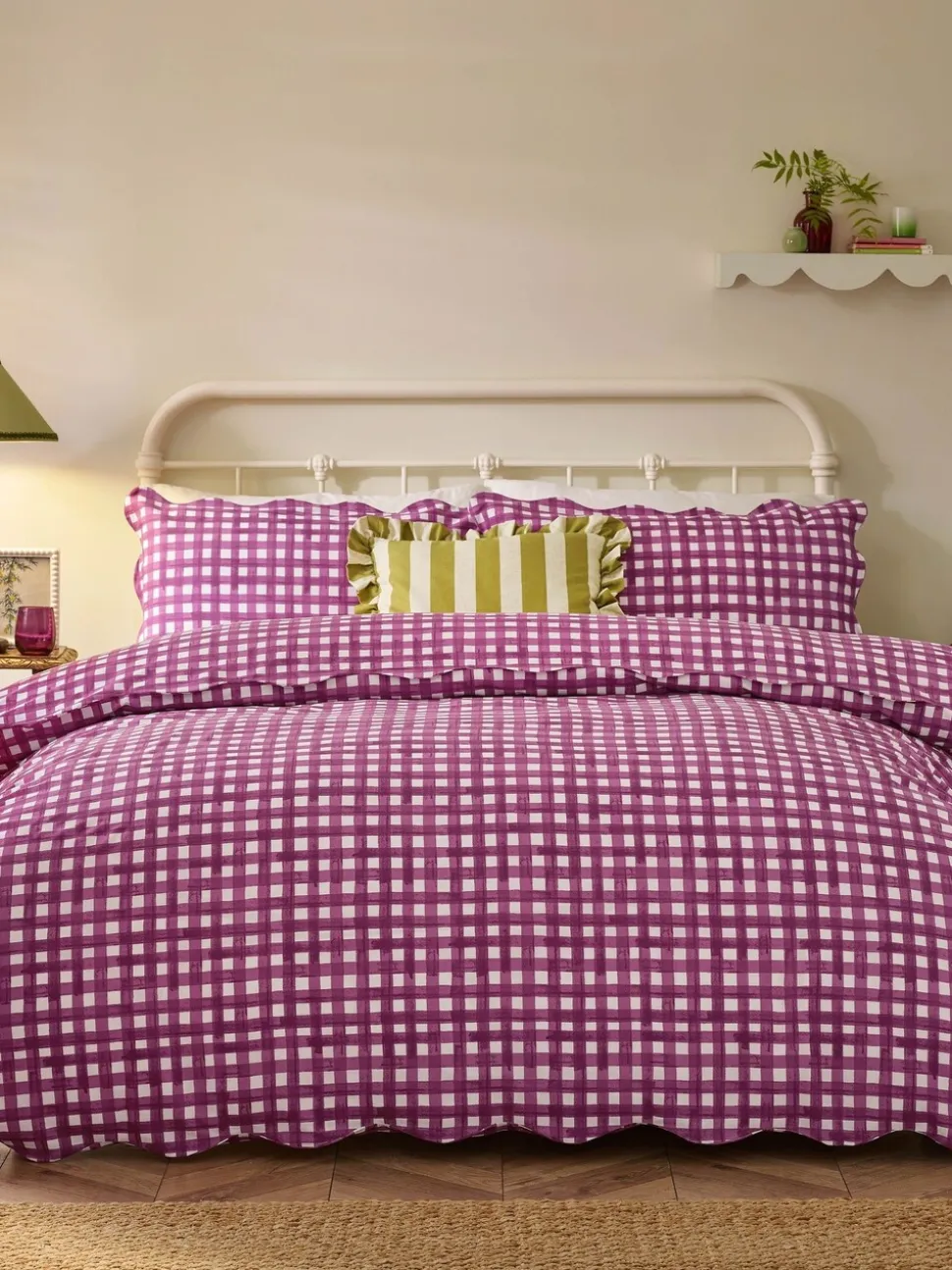 Furn Scalloped Edge Gingham Duvet Set
