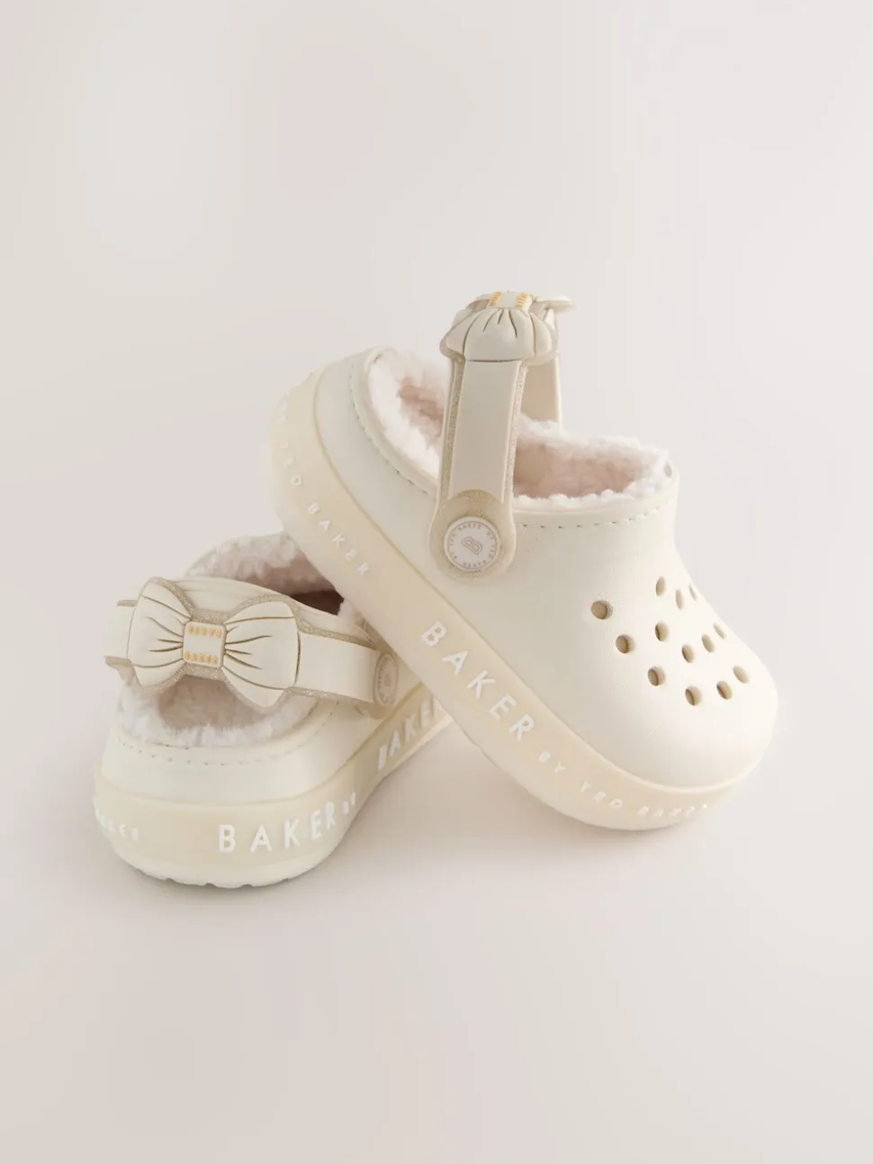 Gebroken wit - Baker by Ted Baker met borg gevoerde klomppantoffels voor meisjes