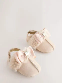 Gebroken wit - Baker by Ted Baker gewatteerde muiltjes met imitatiebont voor babymeisjes