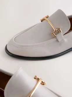 Gebroken wit - Trim Round Toe Loafers